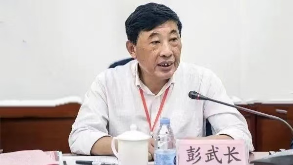 1727c2305894f7c4f62d37114269680