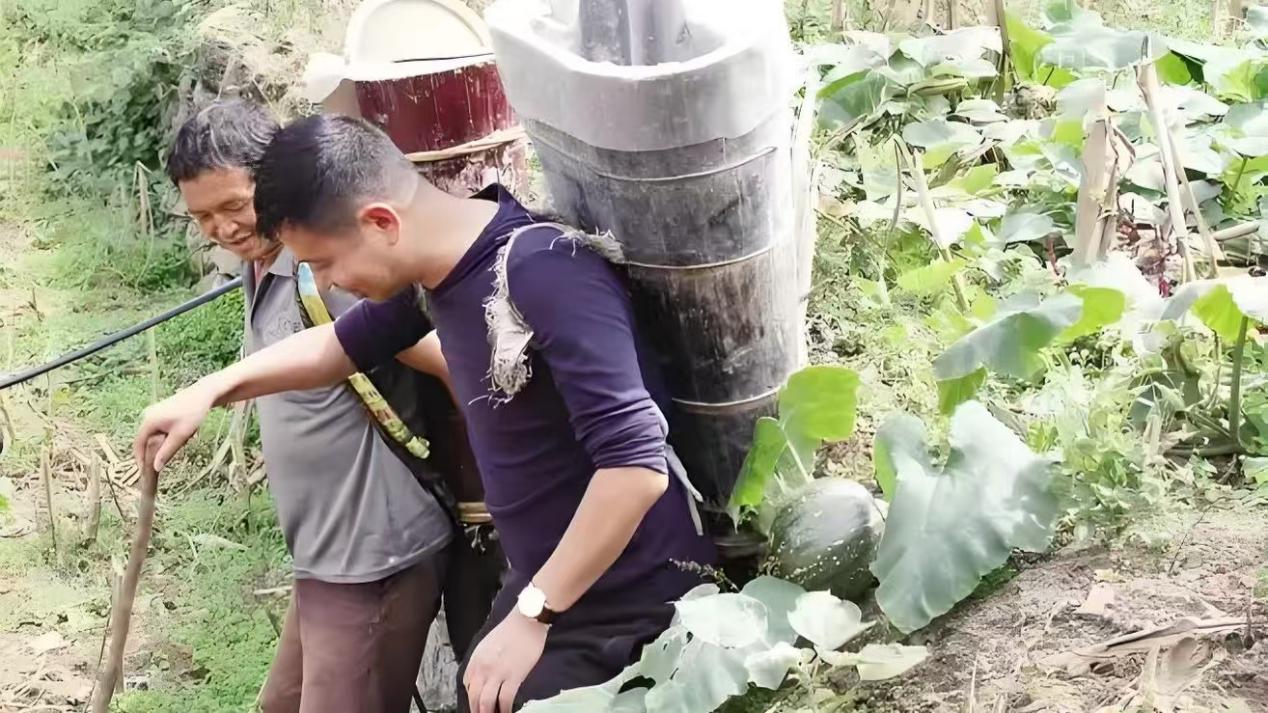 99df56716bd62aaaaa096b6fb0c9b70