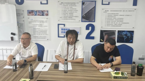 97f65b33f9a80128348937715c130b6