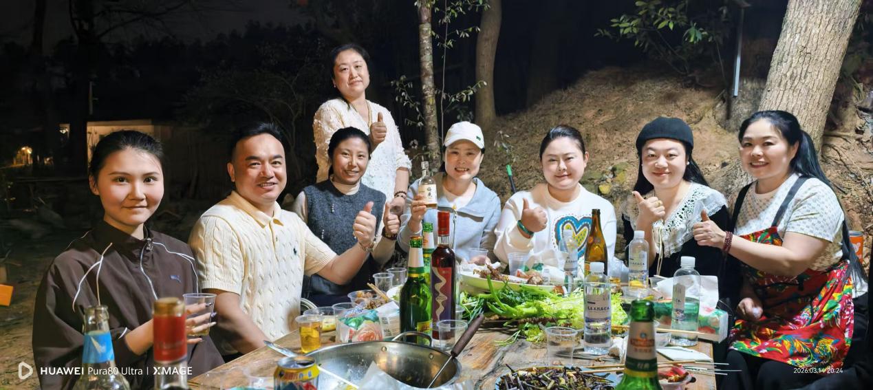 3dc0f28e6a8c1d6fac3a3dd099088202